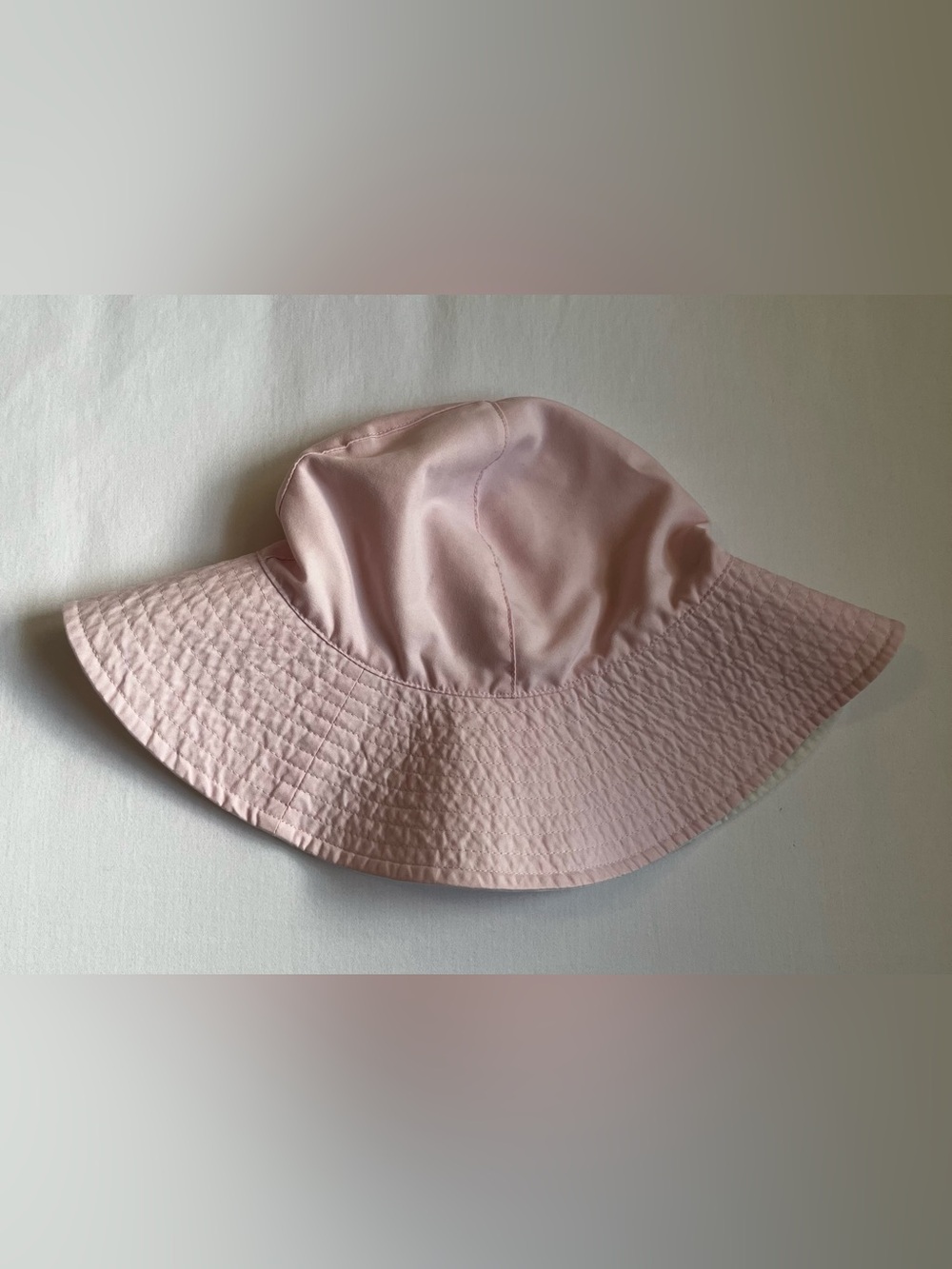 Carter's Toddler Girl's Pink and White Reversible Sun Hat Size 2T-4T